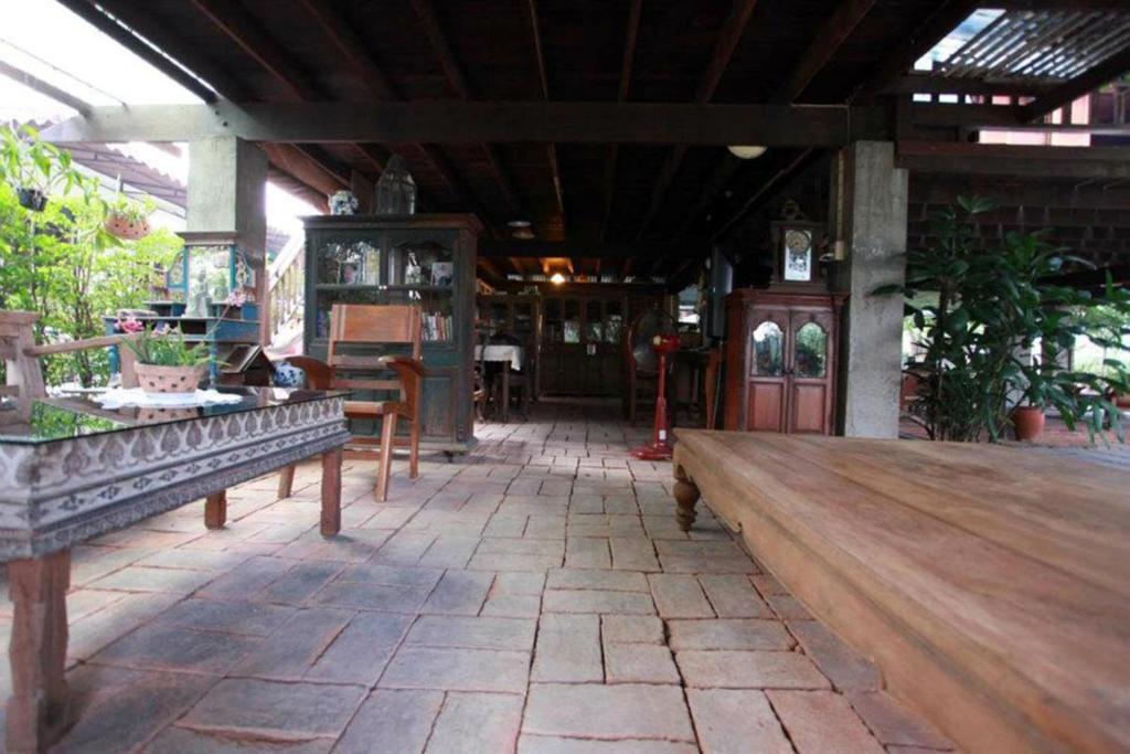 大城 班塔伊王宾馆酒店 外观 照片